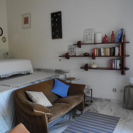 Tranquilos Estudios Cerca De La Playa Cadaqués Esterno foto