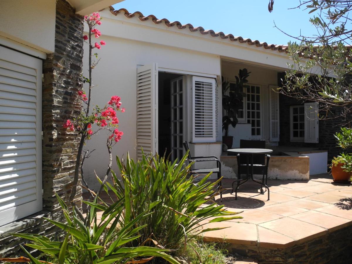 Tranquilos Estudios Cerca De La Playa Cadaqués Esterno foto