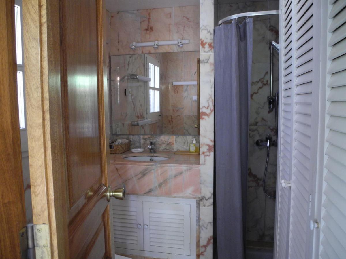 Tranquilos Estudios Cerca De La Playa Cadaqués Esterno foto