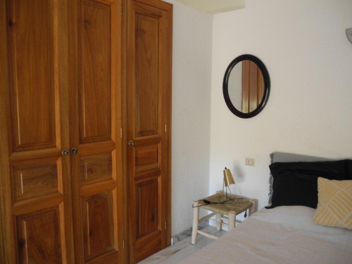 Tranquilos Estudios Cerca De La Playa Cadaqués Esterno foto