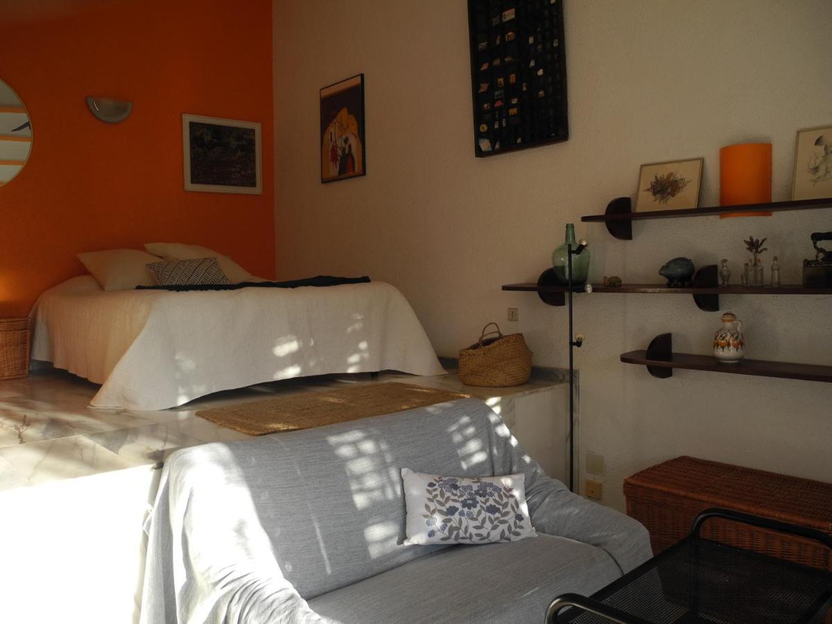 Tranquilos Estudios Cerca De La Playa Cadaqués Esterno foto